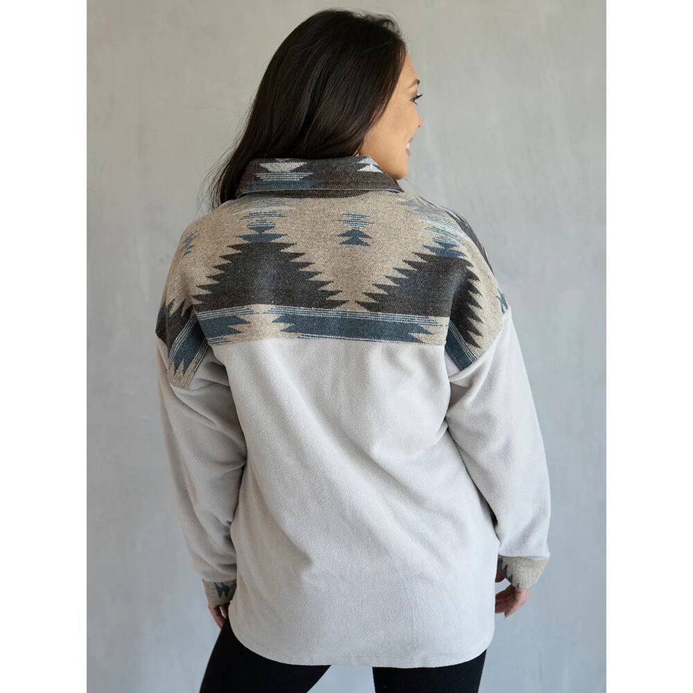 J&C Aztec Contrast Print Trim Knit Shacket w/ Front Pockets S/M - Picture 2 of 4